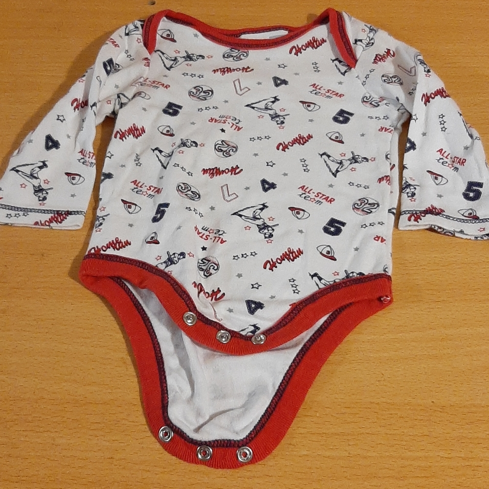 ☀️3/$10☀️ Vitamins Baby Onesie